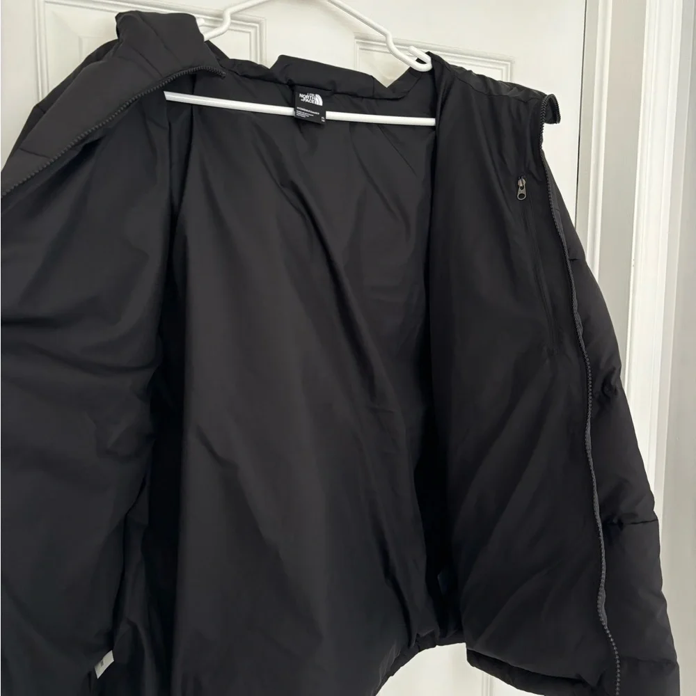 Women’s Frost Fall Hooded North Face Jacket- New with tags. - Picture 4 of 7